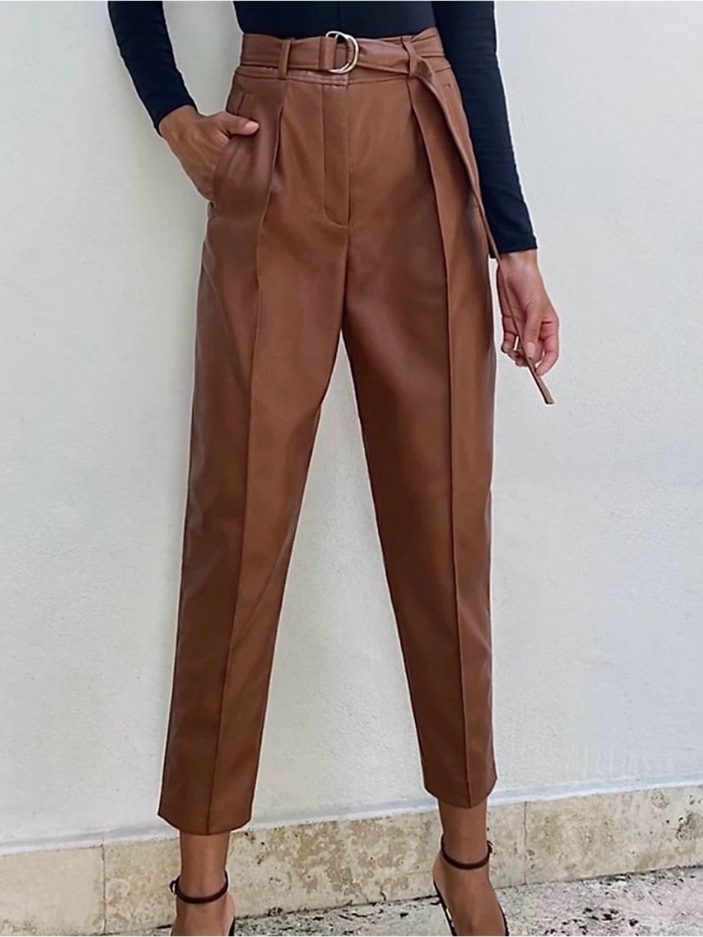 Aritzia Babaton Faux Leather Pants in Cognac! Size 2!